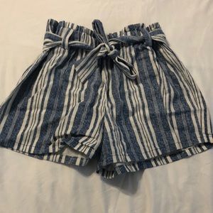 Blue and white paper bag belted shorts. Size small.